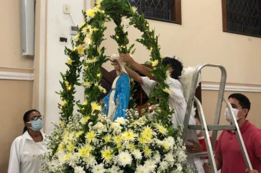 Paróquia Bom Jesus de Brumado-BA celebra o encerramento do mês Mariano